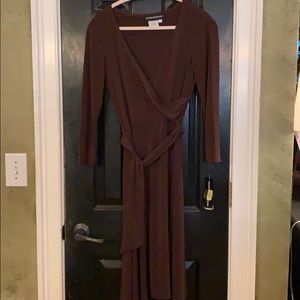 Donna Morgan brown wrap midi dress 6 new